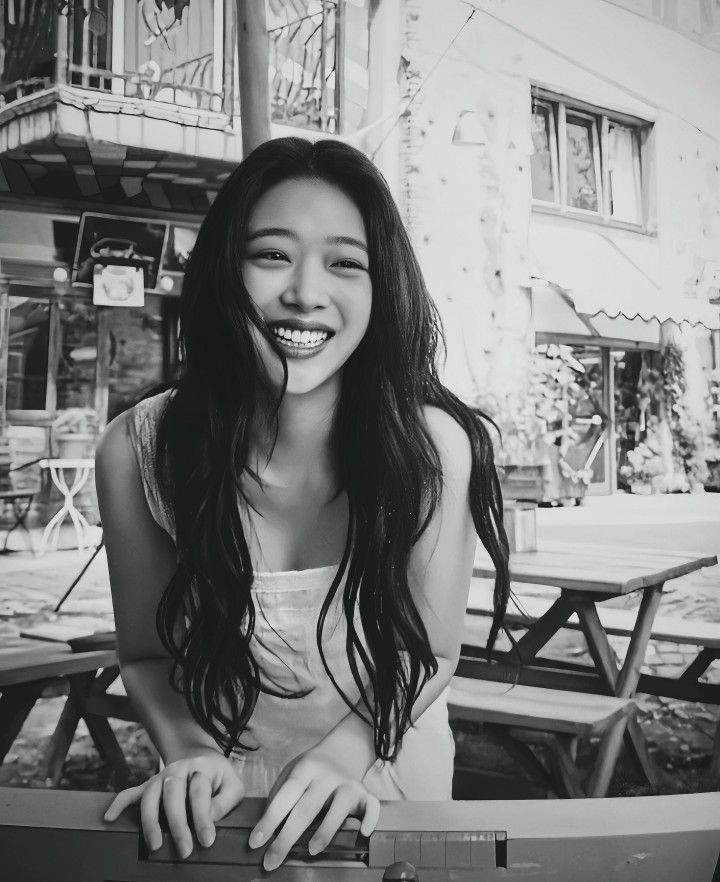 Sulli -> Choi Jin-ri 