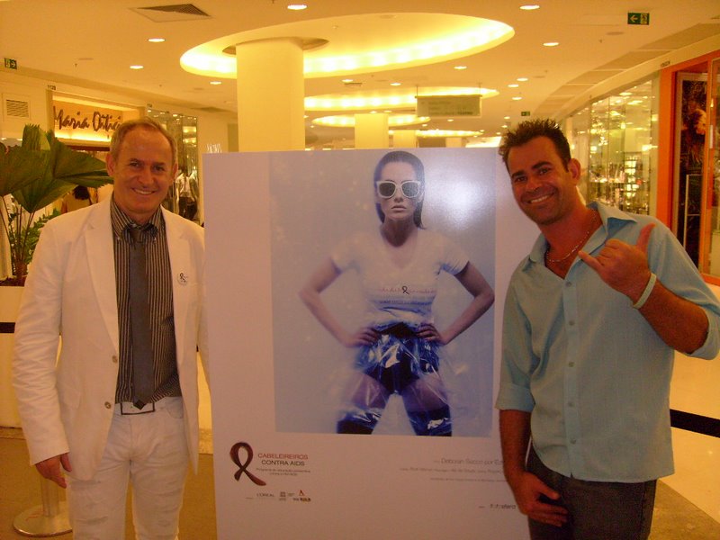 Participei de muitas campanhas de prevenção de AIDS durante os anos 90 a 2019
 Entre elas da L'Oréal , junto com o cabeleireiro Rudi Werner.
A campanha elaborou um calendário com fotos de artistas para ser vendido e ser doado para a sociedade viva cazuza de 2008 a 2015 contribui, assinando como colaborador da campanha em seus créditos.