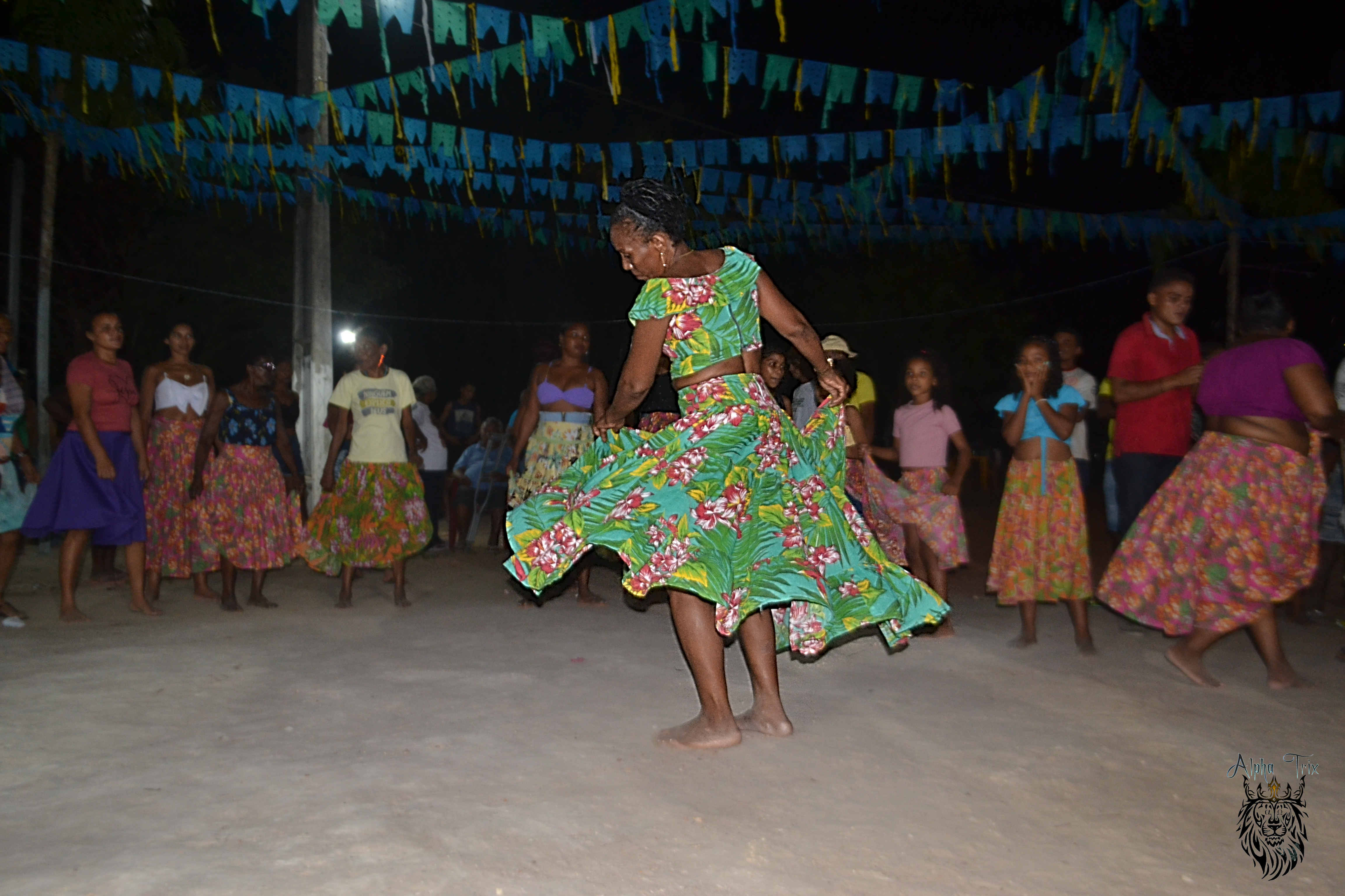 Fotografia do momento de festejo tradicional da comunidade Quilombola Estopa em Itapecuru Mirim-MA.