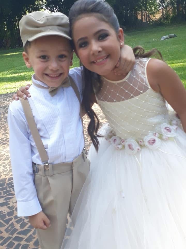 fui Daminha de honra no casamento da minha prima.