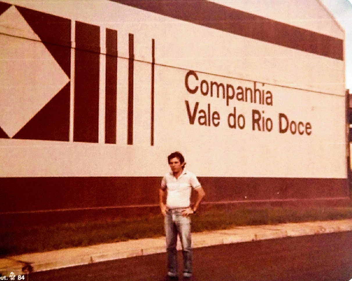 Foto capturada em frente ao galpão administrativo da CVRD 