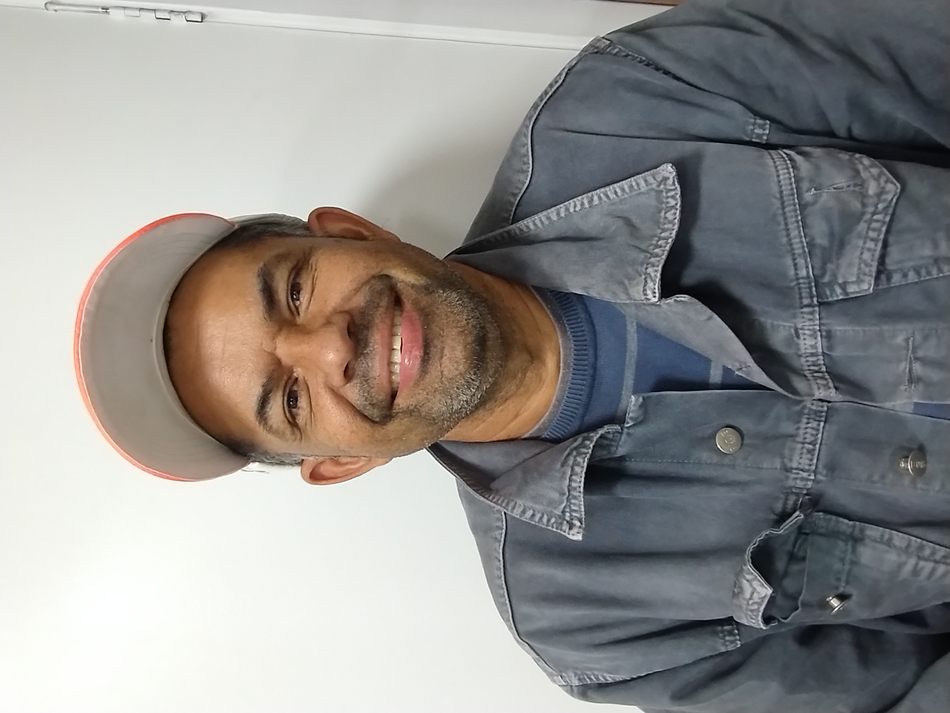 DOMINGOS MARIO BATISTA DOS SANTOS - Tecendo Histórias: Educação, Tecnologia e Identidade na Escrita 