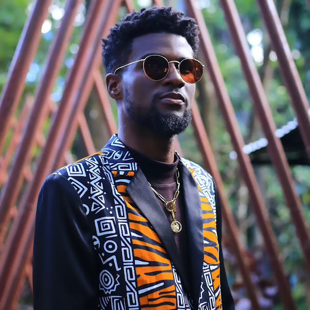 Gabs Ativista: Vida e obra 