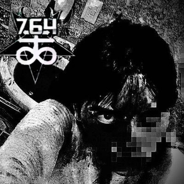 Quem é Nyux HarmNation?