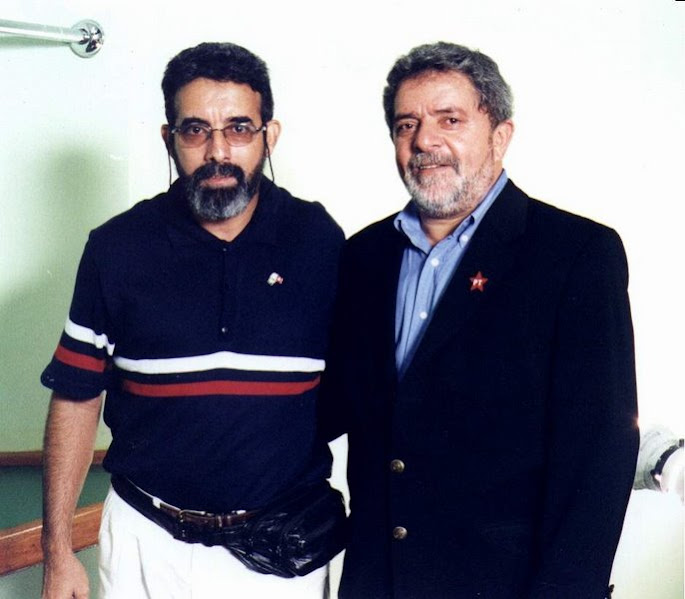 Encontro Estadual do Partido dos Trabalhadores depois de perder a elição em 1998. O Lema de Lula neste momento para todos presentes foi que deveríamos caminhar  com esperança e compromisso para vencermos as eleições de 2002.