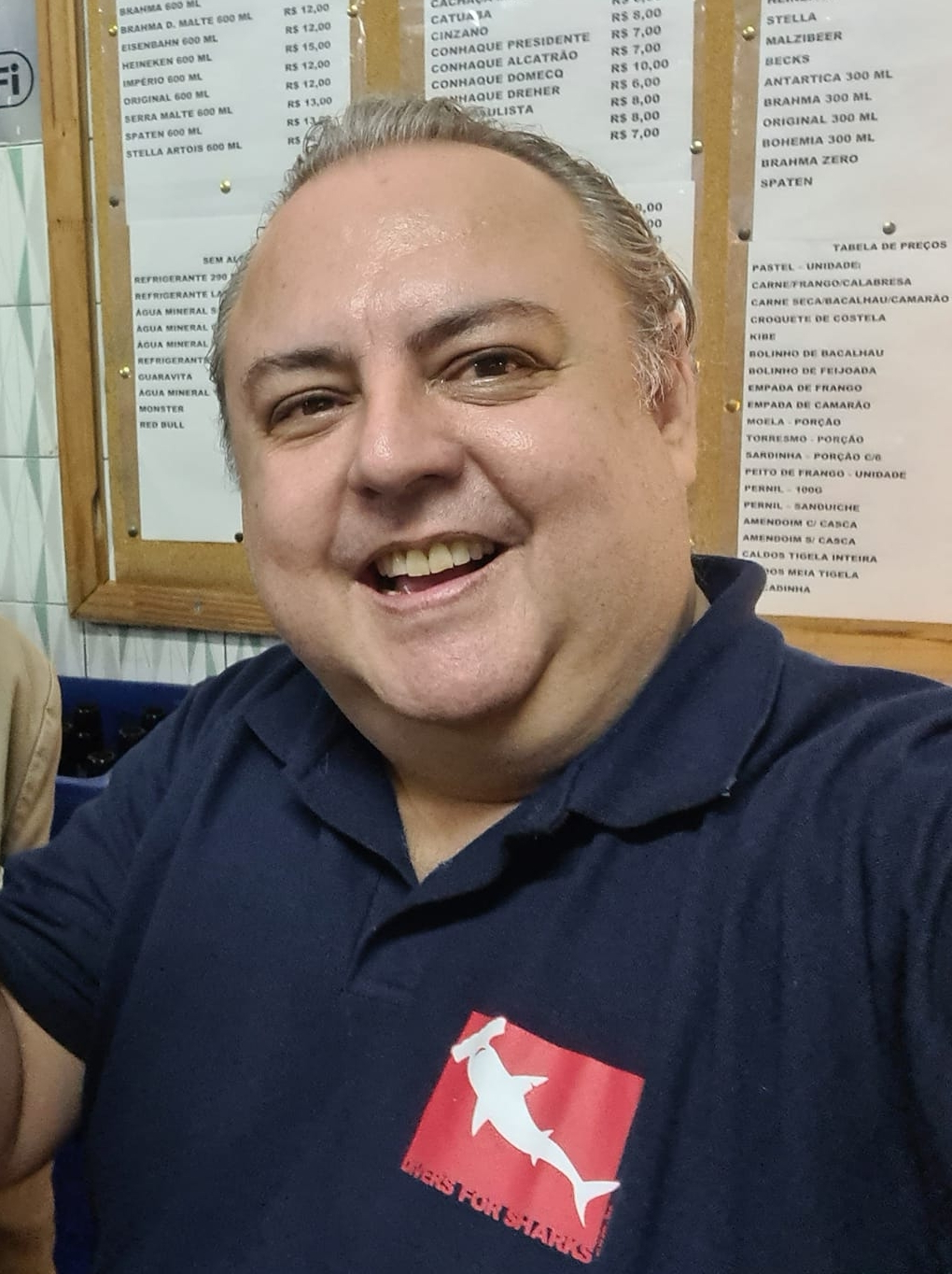 Num dos botecos mais simpáticos da Tijuca, o Escorrega, quando ainda era servido pelo dono Leandro