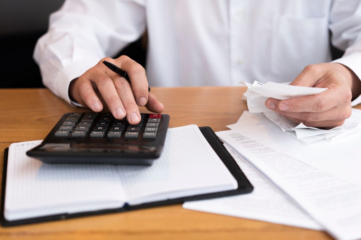 Renan Lemos Villela analisa os impactos da reforma tributária para o setor de serviços