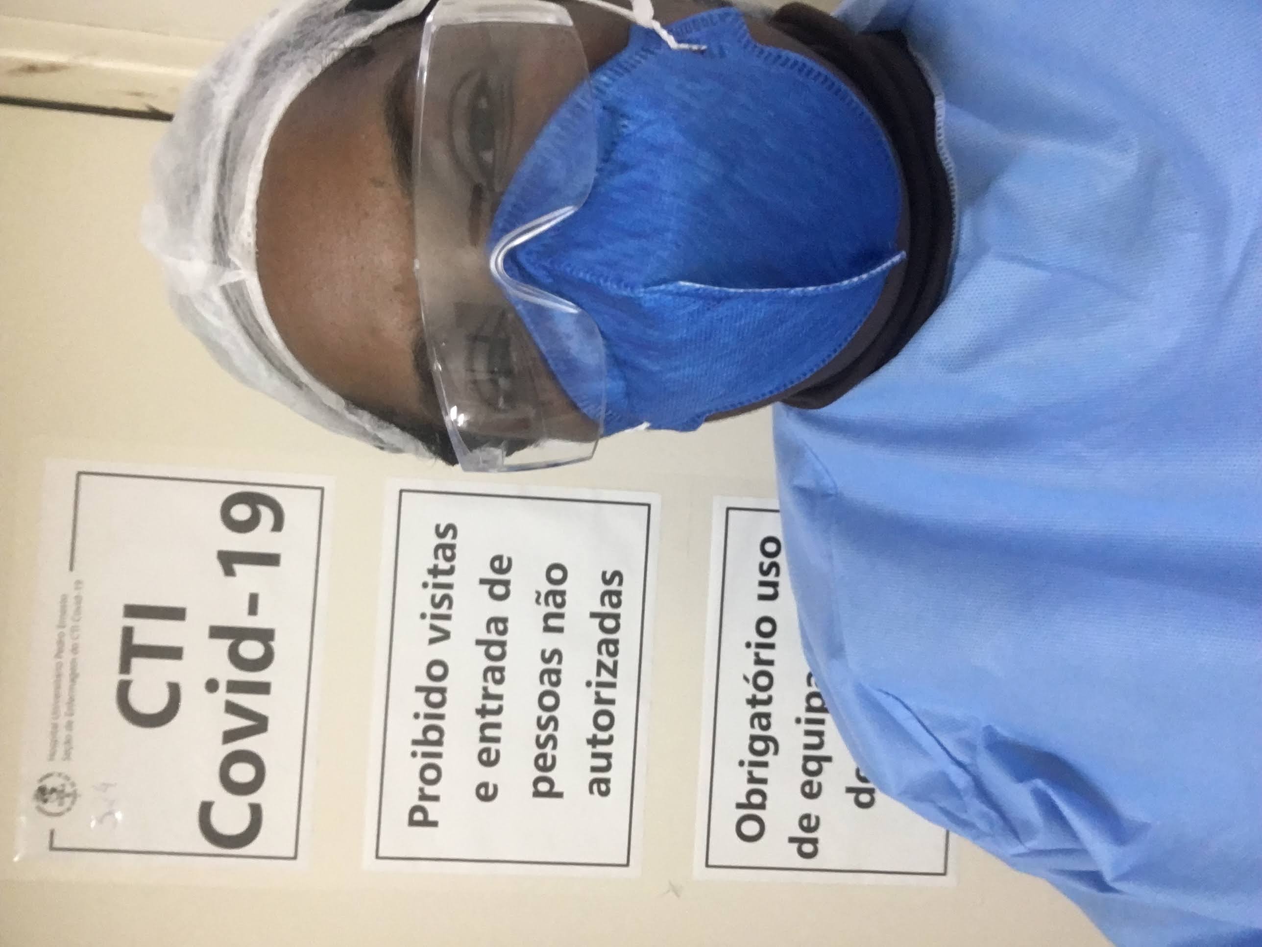 Atuação profissional no CTI COVID-19, em 2020. Hospital Universitário Pedro Ernesto (HUPE/UERJ).