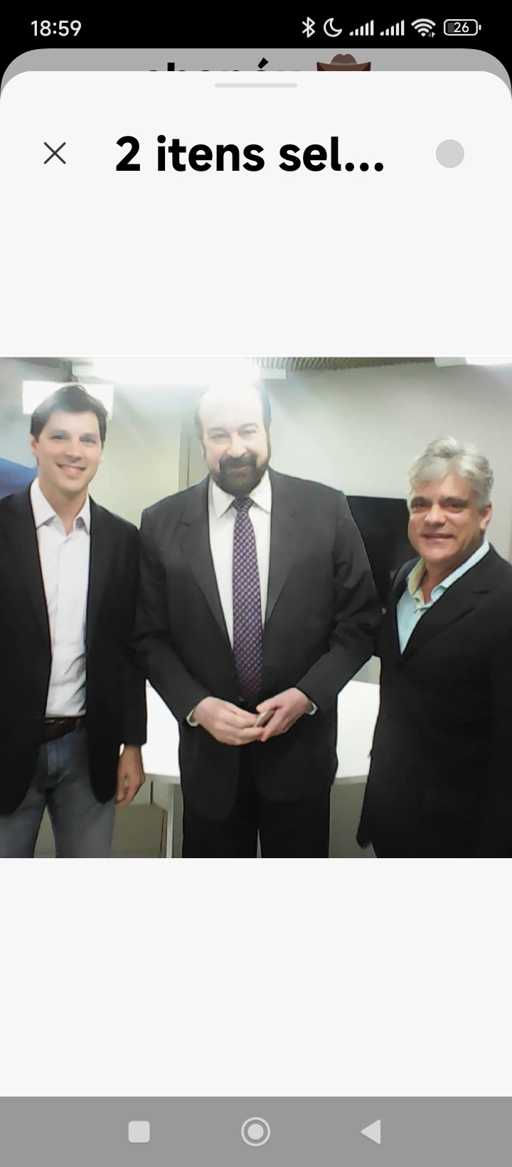 O homem que bate na TV Globo vênus platinada repórter custódio Ricardo o homem do chapéu preto 