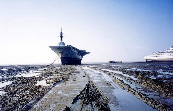 Porta-aviões Minas Gerais