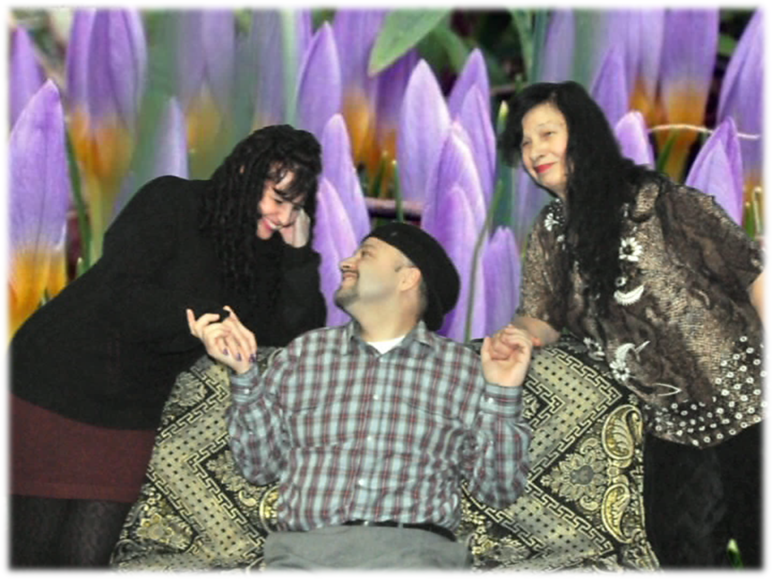 MARY, ROGER E ROSA.